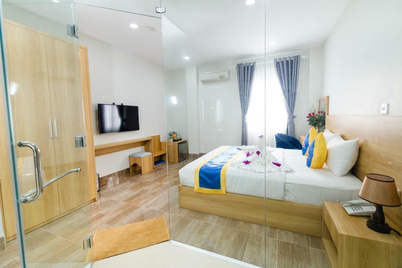 Mai Hotel - Airport Хошимин Экстерьер фото